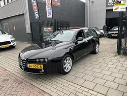 Zwart, metallic lak Gebruikt 2008 Alfa Romeo 159 Business Stationwagen | € 3.499 (Eerlijke prijs)