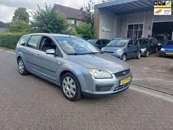 Blauw Gebruikt 2007 Ford Focus Trend Stationwagen | € 1.199 (Goede deal)