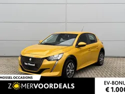 Geel Gebruikt 2021 Peugeot e-208 Active Hatchback | € 14.740 (Goede deal)