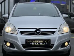 Grijs Gebruikt 2008 Opel Zafira MPV | € 6.990
