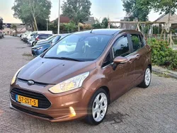Bruin Gebruikt 2013 Ford B-MAX Titanium MPV | € 9.000 (Goede deal)