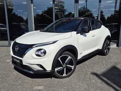 Wit, metallic lak Gebruikt 2024 Nissan Juke SUV | € 27.950 (Eerlijke prijs)