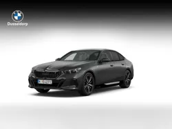 Grijs Nieuw 2025 BMW i5 Comfort Edition Sedan | € 92.479 (Goede deal)