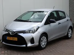 Grijs Gebruikt 2017 Toyota Yaris Comfort Hatchback | € 11.400 (Eerlijke prijs)