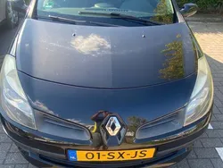 Zwart Gebruikt 2006 Renault Clio II Luxe Hatchback | € 2.400 (Eerlijke prijs)