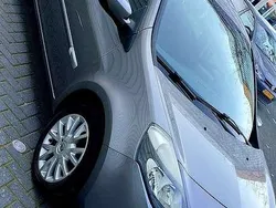 Gebruikt 2009 Renault Clio II Dynamique Sedan | € 3.350 (Iets duurder)