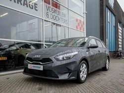 Grijs Gebruikt 2023 Kia Ceed Comfort Hatchback | € 19.950 (Super prijs)