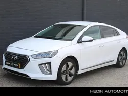 Wit Gebruikt 2021 Hyundai Ioniq Premium Sedan | € 18.280 (Eerlijke prijs)