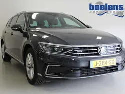 Grijs Gebruikt 2020 VW Passat Business Stationwagen | € 16.948 (Goede deal)
