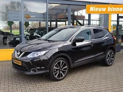 Zwart, metallic lak Gebruikt 2017 Nissan Qashqai Tekna SUV | € 18.985 (Iets duurder)