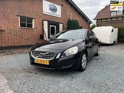 Zwart Gebruikt 2012 Volvo V60 Kinetic Stationwagen | € 7.950 (Goede deal)