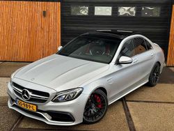 Grijs Gebruikt 2015 Mercedes S63 AMG AMG Sedan | € 49.999 (Eerlijke prijs)