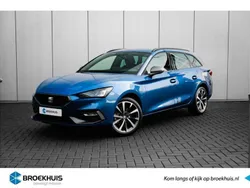 Blauw, metallic lak Nieuw 2025 Seat Leon ST FR Stationwagen | € 39.900 (Goede deal)