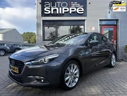 Grijs Gebruikt 2017 Mazda 3 Sedan | € 15.950 (Eerlijke prijs)