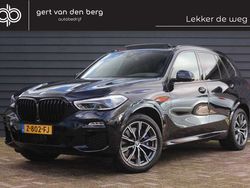 Zwart Gebruikt 2020 BMW X5 M Sport SUV | € 55.400 (Eerlijke prijs)