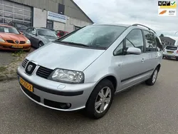 Grijs Gebruikt 2008 Seat Alhambra Style MPV | € 2.250 (Goede deal)