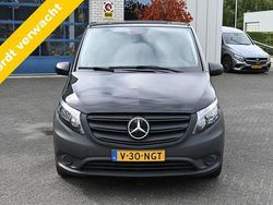 Zwart Gebruikt 2023 Mercedes Vito Van | € 32.950 (Eerlijke prijs)