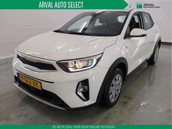 Wit Gebruikt 2022 Kia Stonic Comfort SUV | € 15.850 (Eerlijke prijs)