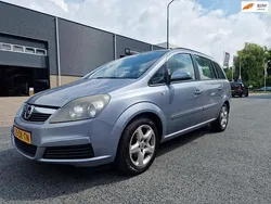 Grijs Gebruikt 2008 Opel Zafira Business MPV | € 2.200 (Eerlijke prijs)
