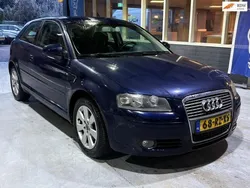 Blauw Gebruikt 2005 Audi A3 Ambiente Hatchback | € 1.599 (Eerlijke prijs)