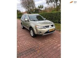 Beige Gebruikt 2009 Mitsubishi Outlander Edition SUV | € 5.575 (Super prijs)