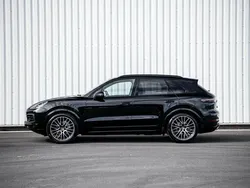 Zwart Gebruikt 2017 Porsche Cayenne Sport SUV | € 49.850 (Eerlijke prijs)