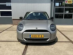 Grijs Nieuw 2025 Mini Cooper Essential Hatchback | € 25.950 (Super prijs)