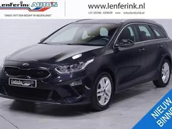 Zwart, metallic lak Gebruikt 2021 Kia Ceed Sportswagon Stationwagen | € 16.850 (Eerlijke prijs)