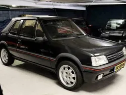 Grijs Gebruikt 1992 Peugeot 205 | € 12.950