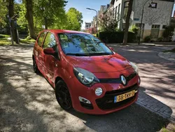 Rood Gebruikt 2012 Renault Twingo Collection Hatchback | € 3.250 (Eerlijke prijs)