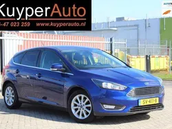 Blauw Gebruikt 2017 Ford Focus Titanium Hatchback | € 7.999 (Goede deal)