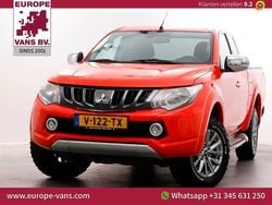 Rood Gebruikt 2018 Mitsubishi L200 Intense Pickup | € 15.950