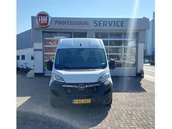 Wit Nieuw 2024 Opel Movano Van | € 30.950 (Goede deal)
