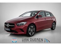 Rood Gebruikt 2023 Mercedes B250 Business MPV | € 34.450 (Goede deal)