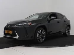 Graphite black metallic (zwart metallic) Gebruikt 2023 Lexus UX 300e Business Edition SUV | € 38.445