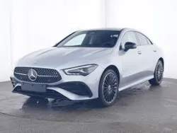 Licht hightechzilver metallic Gebruikt 2024 Mercedes CLA250e AMG Sedan | € 41.745 (Goede deal)