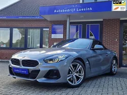 Grijs Gebruikt 2023 BMW Z4 Executive Cabriolet | € 46.450 (Goede deal)