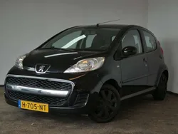 Zwart Gebruikt 2010 Peugeot 107 Hatchback | € 2.950 (Eerlijke prijs)