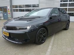 Zwart Gebruikt 2022 Opel Astra Hatchback | € 23.990 (Goede deal)