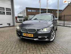 Grijs Gebruikt 2014 BMW 335 Executive Sedan | € 15.750 (Eerlijke prijs)