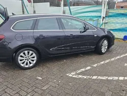 Zwart Gebruikt 2011 Opel Astra Cosmo Stationwagen | € 3.000 (Goede deal)