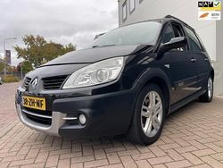 Zwart Gebruikt 2008 Renault Scénic II MPV | € 1.895 (Eerlijke prijs)