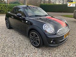 Zwart (metallic) Gebruikt 2012 Mini Cooper Coupé Chili Coupé | € 6.650