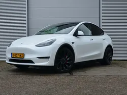 Wit, metallic lak Gebruikt 2022 Tesla Model Y Performance SUV | € 42.499 (Goede deal)