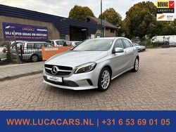 Grijs Gebruikt 2016 Mercedes A180 Prestige Hatchback | € 10.995 (Goede deal)
