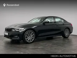 Zwart Gebruikt 2020 BMW 320 Executive Sedan | € 31.880 (Eerlijke prijs)