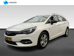 Wit Gebruikt 2021 Opel Astra Edition Stationwagen | € 13.890 (Eerlijke prijs)