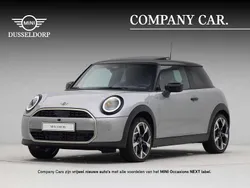 Zilver Gebruikt 2024 Mini Cooper Favoured Hatchback | € 41.750