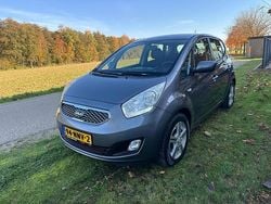 Grijs Gebruikt 2010 Kia Venga Hatchback | € 4.450 (Goede deal)