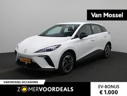 Wit Gebruikt 2023 MG MG4 EV Hatchback | € 19.995 (Eerlijke prijs)